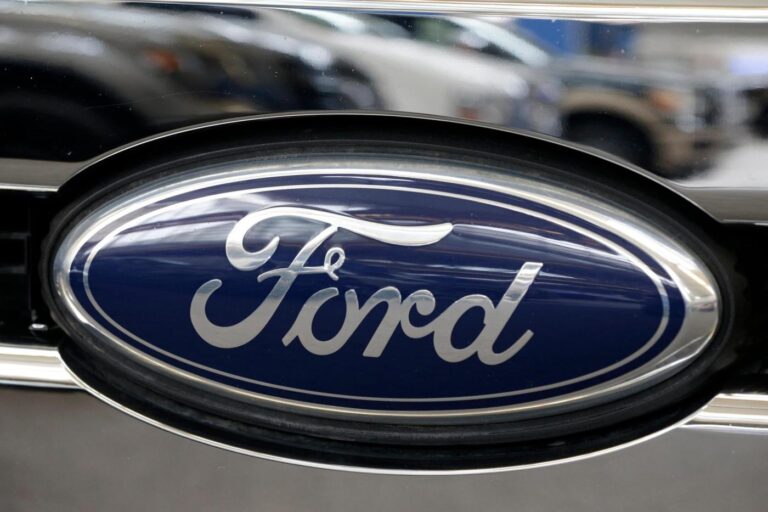 Ford Recalls Over 200,000 Vehicles Due to Rearview Camera Defect