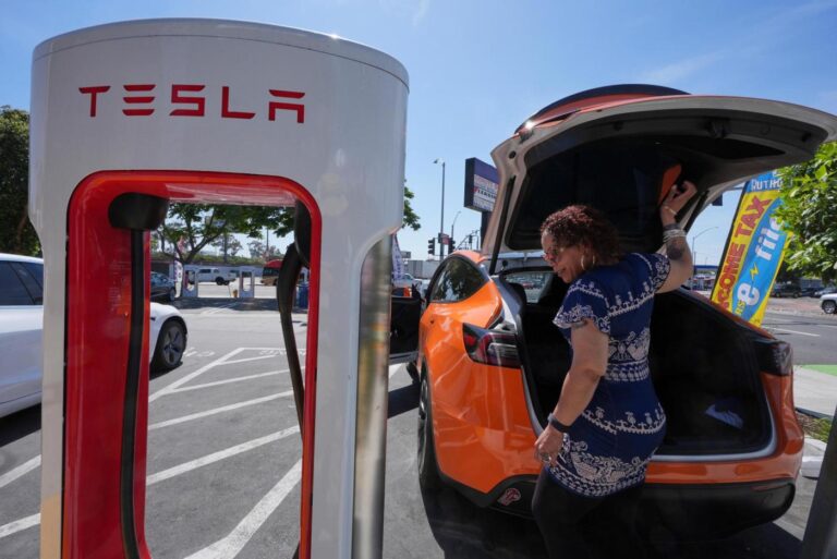 Navigating Electric Vehicle Purchases After Federal Tax Incentives End